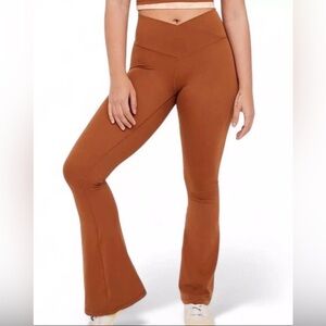 OFFLINE By Aerie Real Me High Waisted Crossover Flare Leggings Size Large